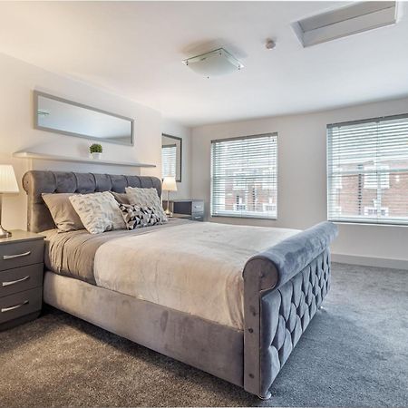 Whiskawaystays - Foregate Street - Apartment 5 Устър Екстериор снимка