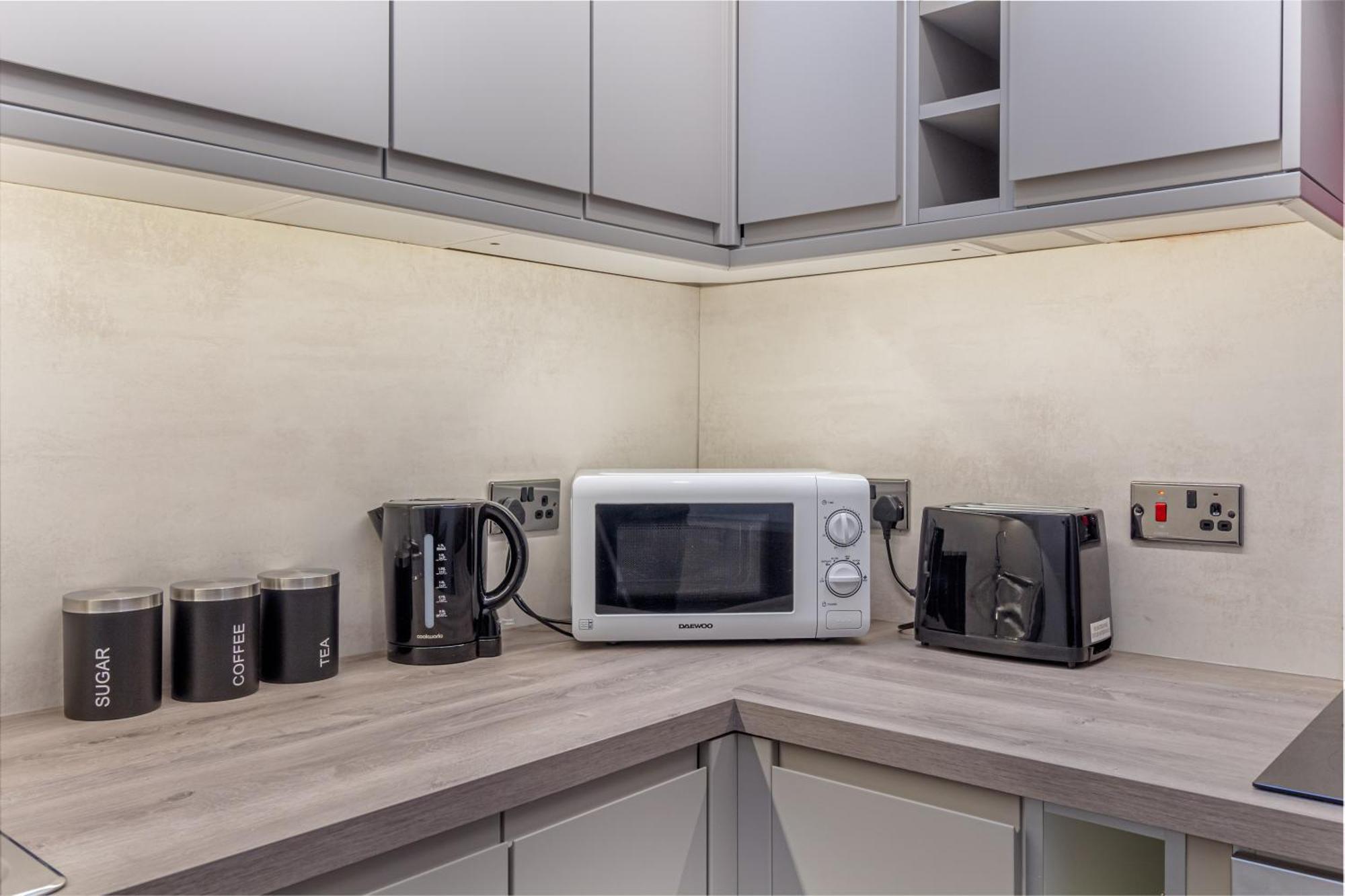 Whiskawaystays - Foregate Street - Apartment 5 Устър Екстериор снимка
